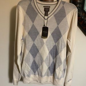 Four casual designer men’s sweaters brand new